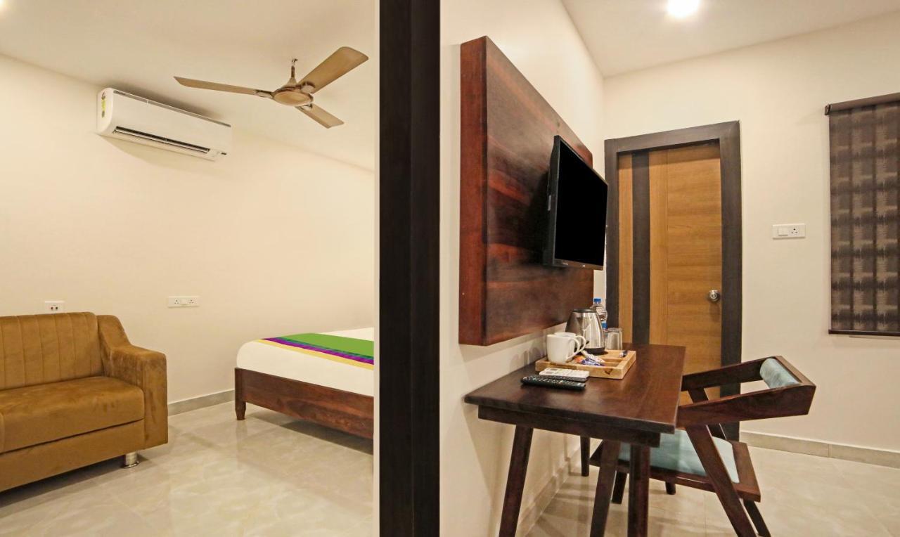 Treebo Lazystay Elite Bhuvanesvar Kültér fotó
