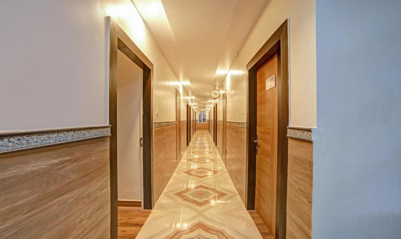 Treebo Lazystay Elite Bhuvanesvar Kültér fotó